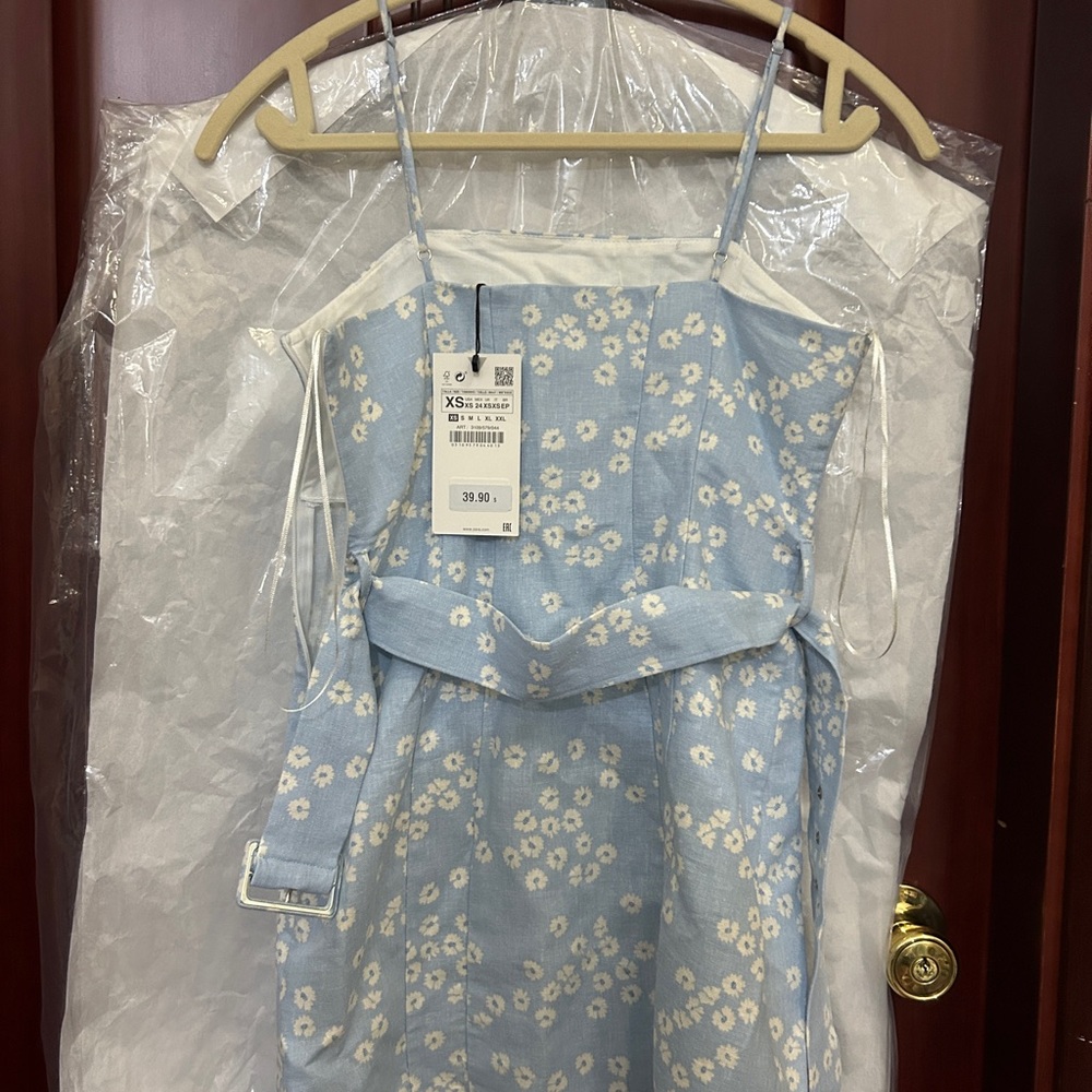 Zara flower mini dress size xs NWT